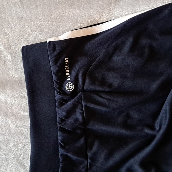 ADIDAS Three Stripes MEDIUM Light Weight Athletic Shorts NAVY NEW with Tags - Picture 8 of 8